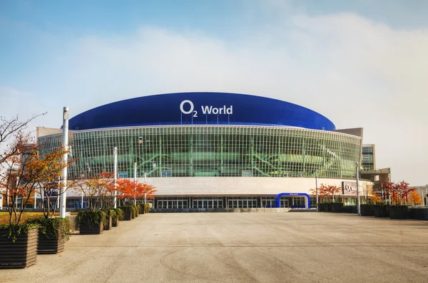 O2 World stadion in Berlijn, Duitsland — Stockfoto