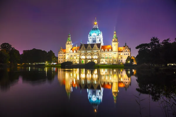 Nuevo Ayuntamiento de Hannover por la noche —  Fotos de Stock