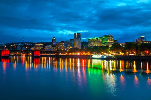 Portland vista sulla città di notte — Foto Stock