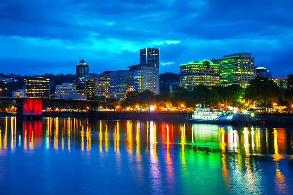 Portland vista da cidade em tempo noturno — Fotografia de Stock