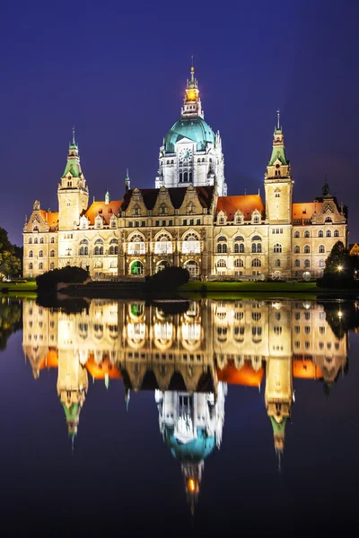 New Town Hall in Hanover at night — Stock Photo, Image