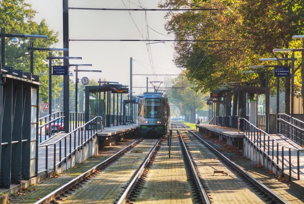 Tram op de straat in Hannover — Stockfoto