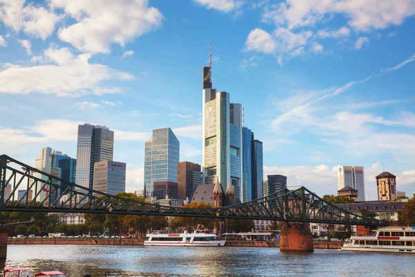 Frankfurt am Main cityscape in the evening — Stock Photo, Image