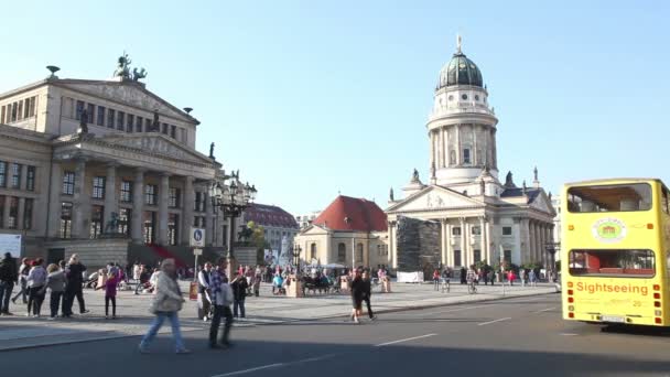 Salle de concert sur la place Gendarmenmarkt à Berlin — Video