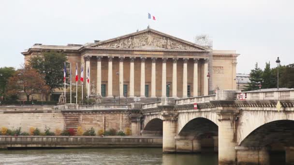 Edificio de la Asamblea Nacional en París — Vídeo de stock
