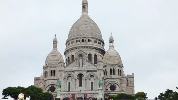 Basilika des heiligen Herzens von Paris — Stockvideo