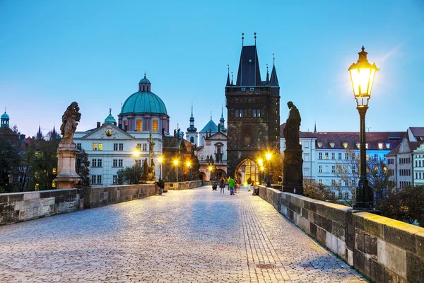 Charles bridge early in the morning — Stock Photo, Image