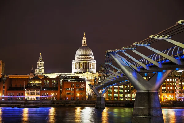 Catedral de San Pablo en Londres — Foto de Stock