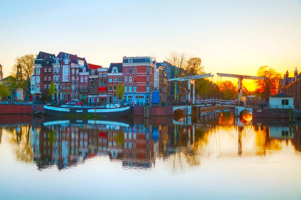Uitzicht op de stad van amsterdam — Stockfoto