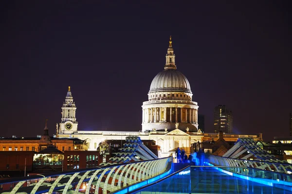 Catedral de Saint Pauls en Londres — Foto de Stock