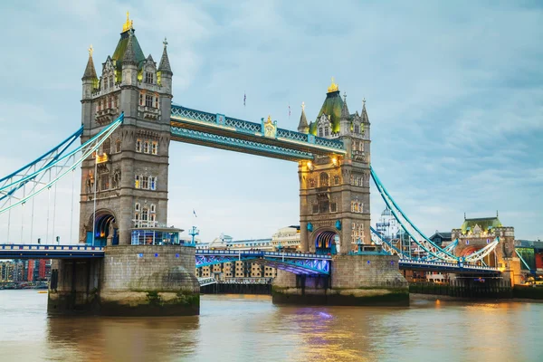 Puente torre en Londres — Foto de Stock