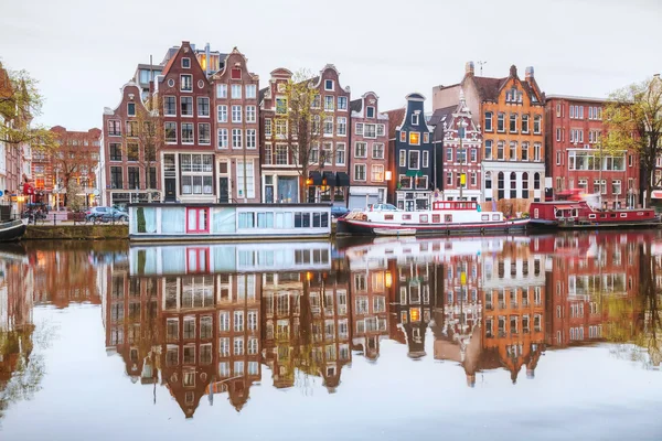 Vista general de las calles de Amsterdam — Foto de Stock