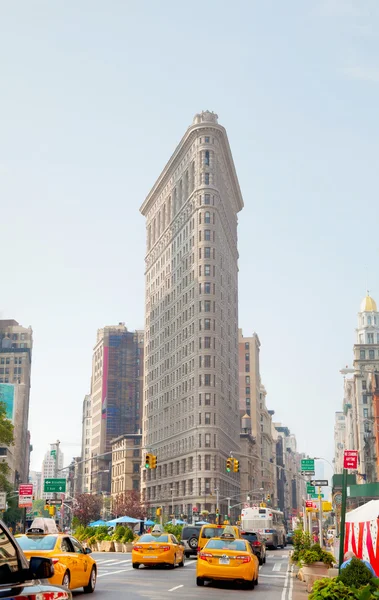 Táxi amarelo na 5th Avenue — Fotografia de Stock