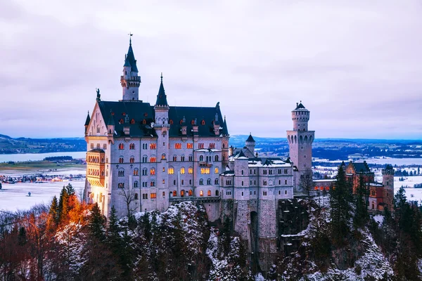 Neuschwanstein castle in Bavaria — Stock Photo, Image