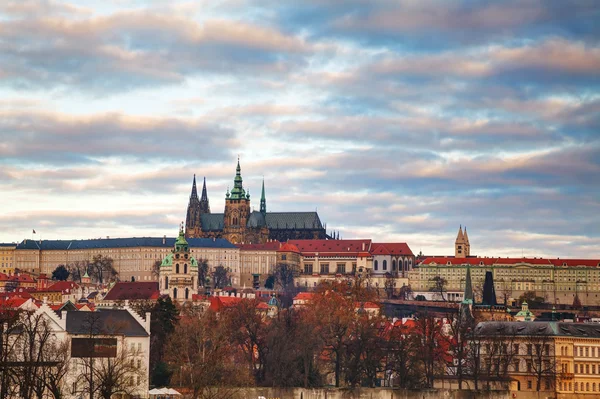 Overview of Prague in the morning — Stock Photo, Image