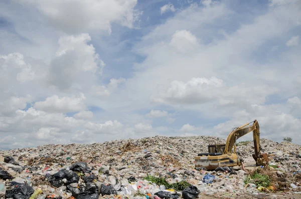 Большая куча мусора — стоковое фото