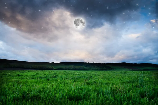 Natt himmel fullmåne bakgrund — Stockfoto