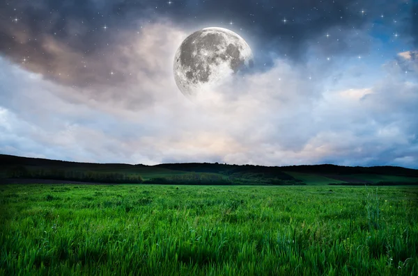 Céu noturno fundo lua cheia — Fotografia de Stock