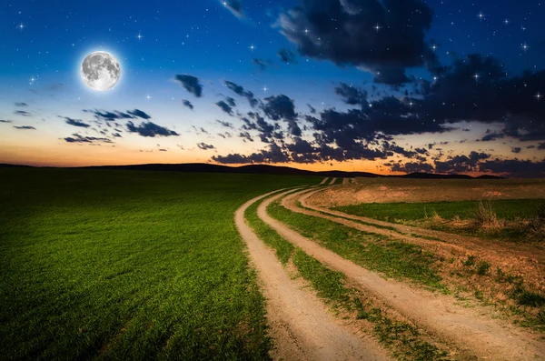 시골도 및 밤에 별 하늘 — 스톡 사진