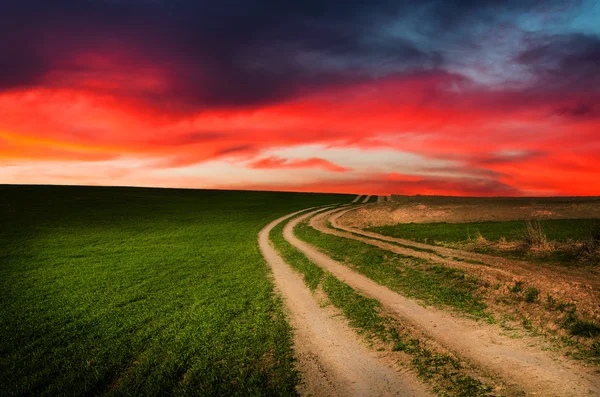 Estrada rural à noite — Fotografia de Stock