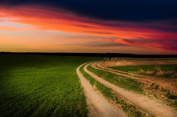 Camino rural en la noche — Foto de Stock