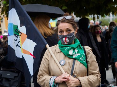 Wroclaw, Polonya, 23 Ekim 2020 - Polonya kenti Wroclaw 'da kadınların protestosu, çünkü Polonya' nın en üst mahkemesi kürtaj yasağını yasakladı.