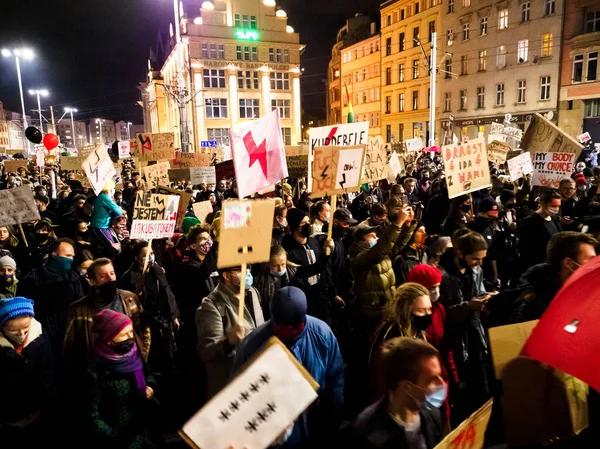 Wroclaw Polonia Octubre 2020 Protesta Las Mujeres Polacas Protesta Contra —  Fotos de Stock