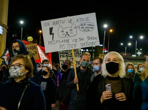 波兰弗罗茨拉夫 2020年11月2日 波兰妇女抗议活动人士封锁了城市街道和道路 — 图库照片