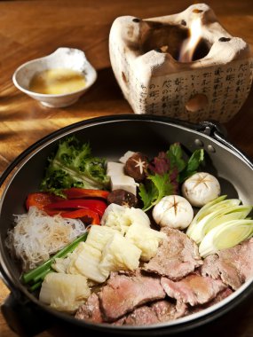 Japon Sukiyaki çanak