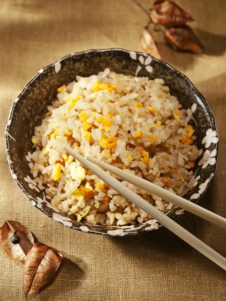 Fried Rice with Vegetables and fried eggs — Stock Photo, Image