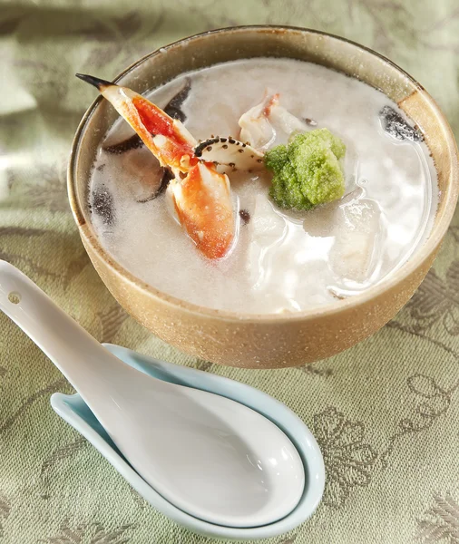 Sopa de creme com caranguejo — Fotografia de Stock