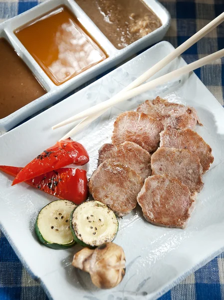 中国菜、 牛肉和辣椒炒 — 图库照片