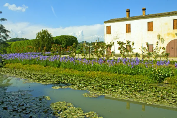 Villa Emu, Itália, região de Veneza — Fotografia de Stock