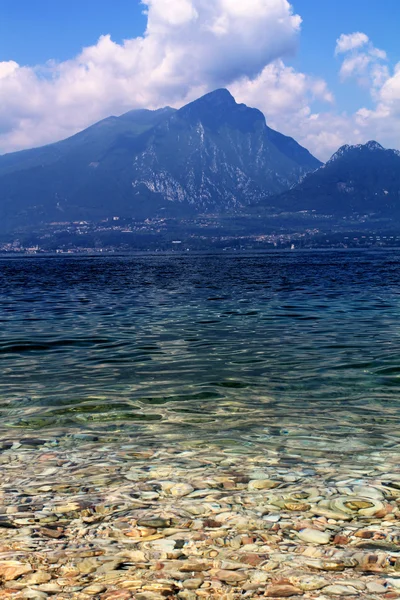 Hito del lago de Garda, italia — Foto de Stock