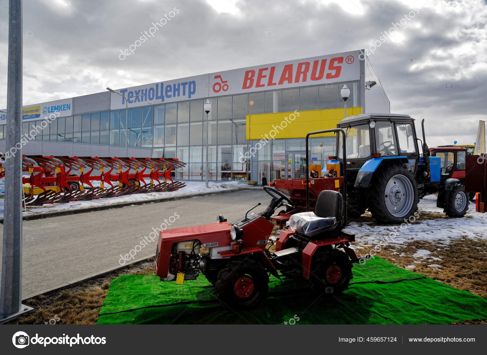 сельхозтехника тюмень. сельхозтехника тюмень. сельхозтехника тюмень. тюмень агро. машинно тракторный агрегат.