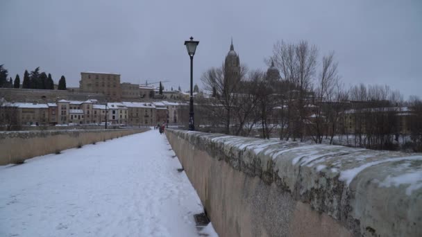 スペイン サラマンカの雪は非常にまれな出来事です — ストック動画