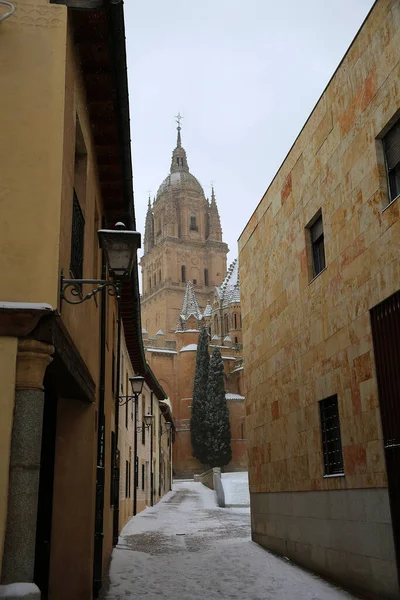 Nieve Salamanca Ciudad España Acontecimiento Muy Raro —  Fotos de Stock