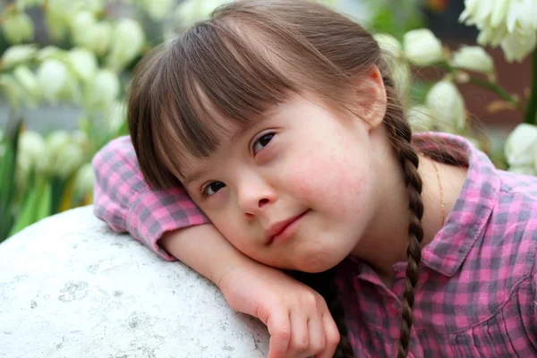 Menina no parque infantil — Fotografia de Stock