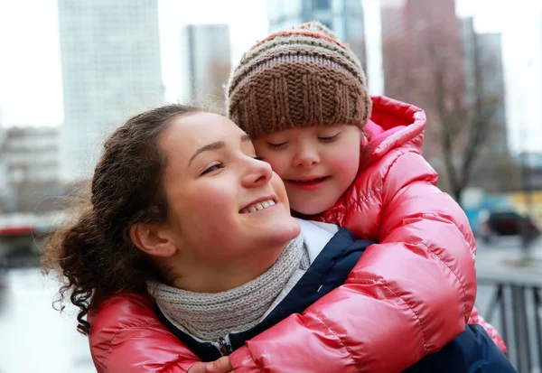 Portrait of beautiful young happy girl — Stock Photo, Image