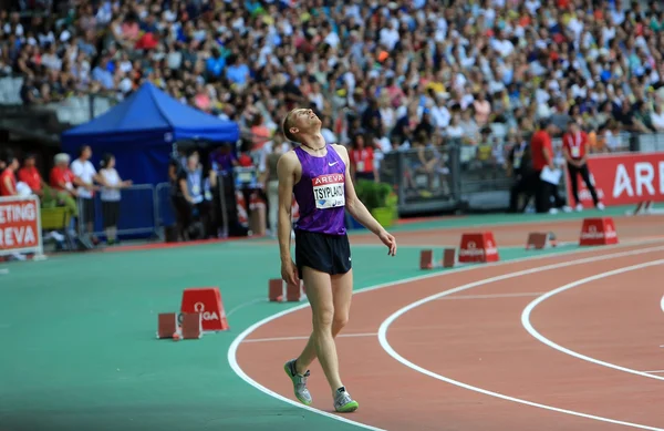 Daniil Tsyplakov op het voldoen aan Areva, Parijs Diamond League — Stockfoto