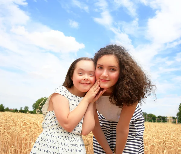 Glad familj ögonblicken — Stockfoto