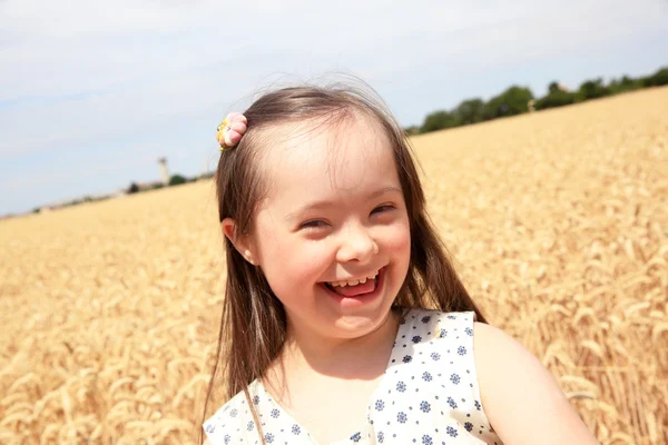 Menina sorrindo — Fotografia de Stock