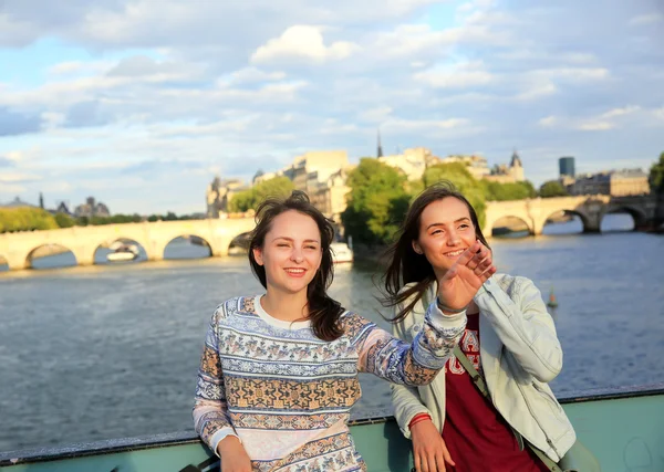 Happy beautiful student girls — Stock Photo, Image