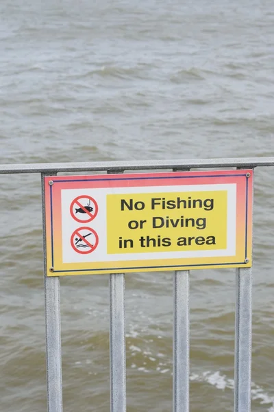 No hay señal de pesca o buceo —  Fotos de Stock