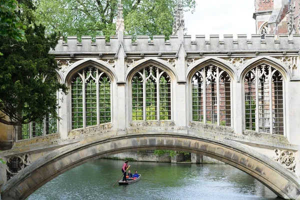 Seufzerbrücke über River Cam Cambridge England — Stockfoto