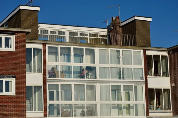 Pensioen appartementen aan zee — Stockfoto