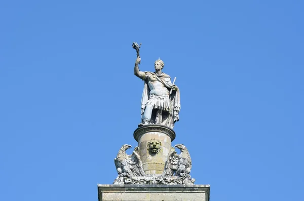 Detail at top of column — Stock Photo, Image