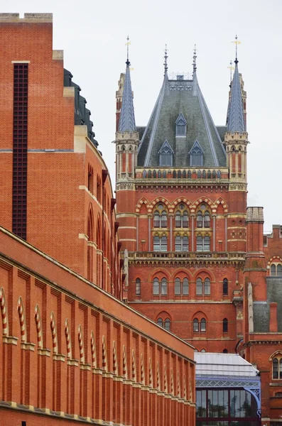 Station St Pancras Londres à l'arrière — Photo