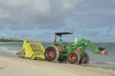 Yeşil surf komisyon traktör