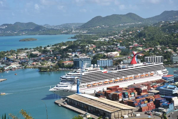 Crucero en la capital de Santa Lucía — Foto de Stock